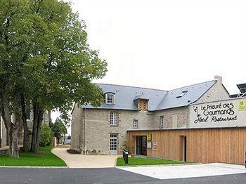 Logis Hotel Le Prieure Des Gourmands Châteaubriant 外观 照片